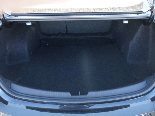 Used 2024 Chevrolet Malibu LT image 16