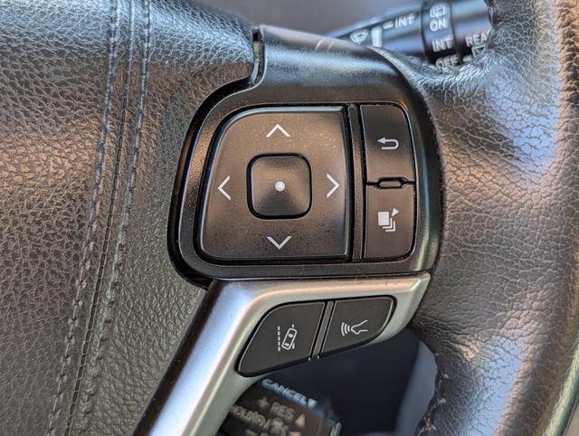 Used 2019 Toyota Sienna XLE w/ XLE Navigation Package FWD image 20