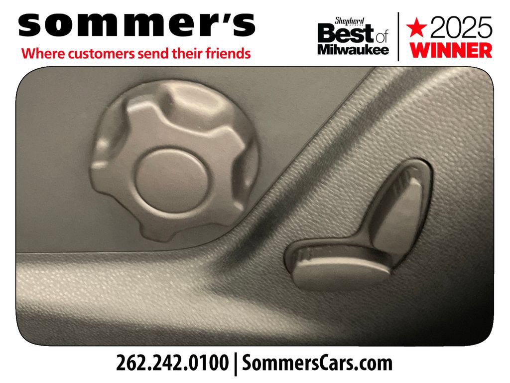 Used 2022 Ford EcoSport Titanium AWD/4WD image 10