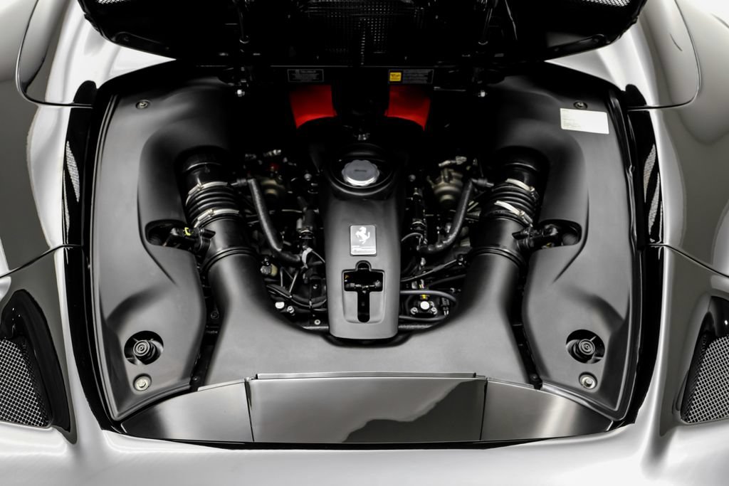 Used 2022 Ferrari F8 Tributo RWD image 39
