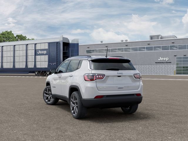 New 2026 Jeep Compass Limited AWD/4WD image 3