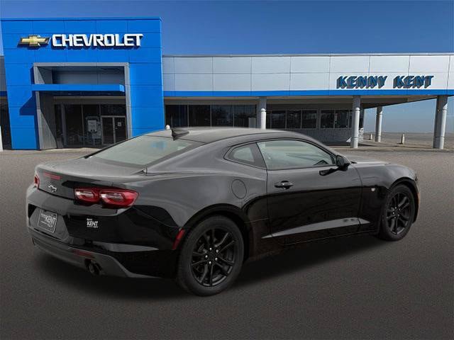 Used 2019 Chevrolet Camaro LS RWD image 5