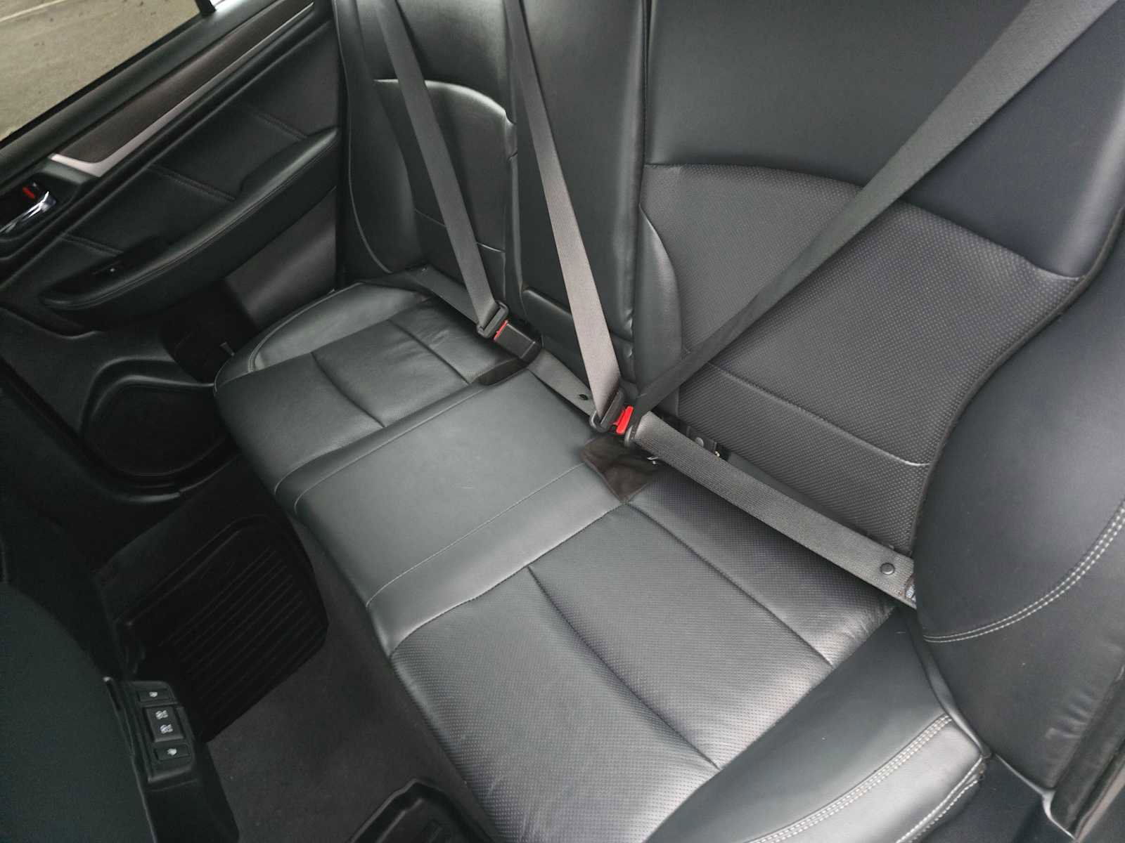 Used 2019 Subaru Legacy 3.6R Limited image 19