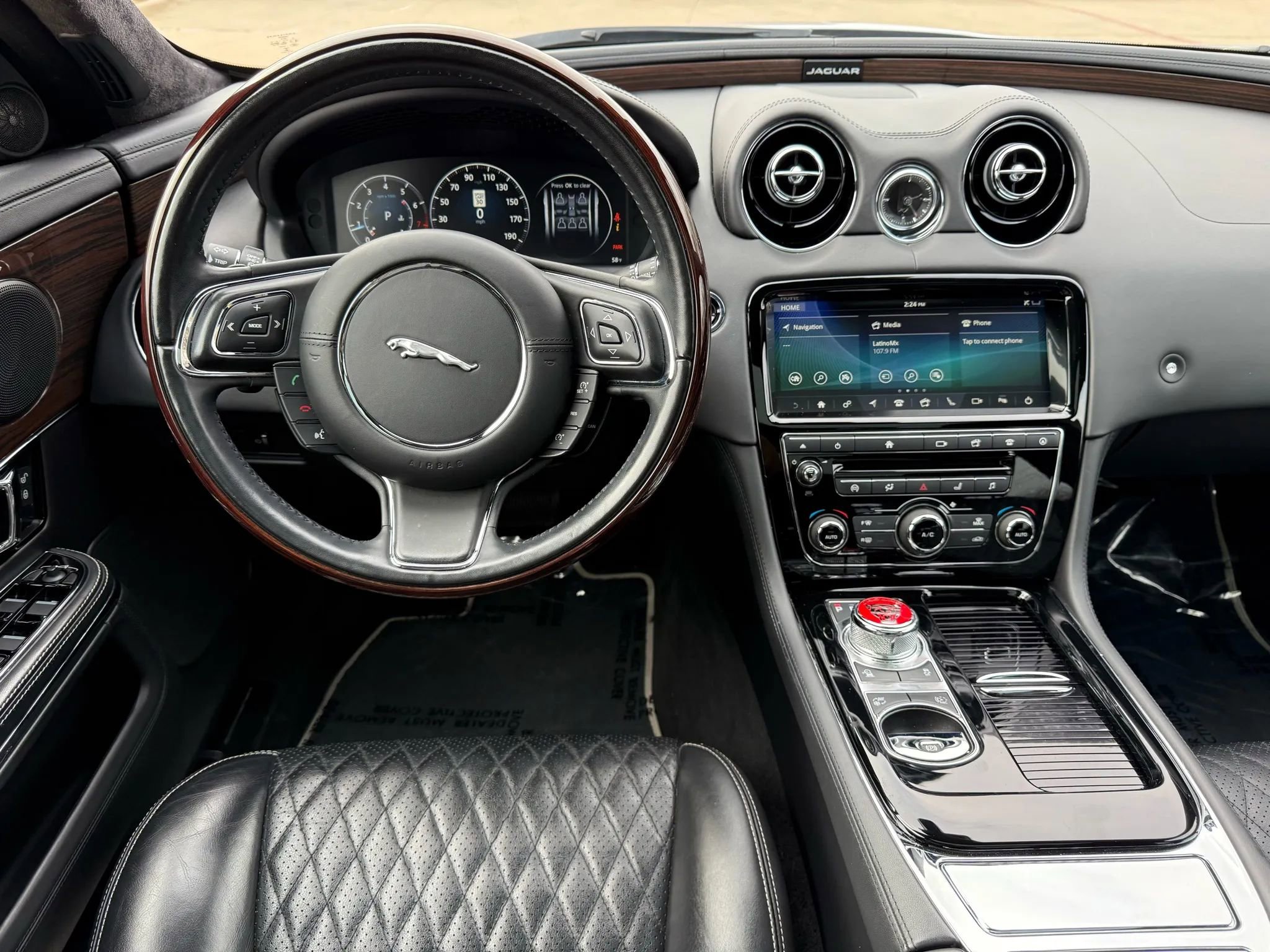 Used 2019 Jaguar XJ L Portfolio image 13