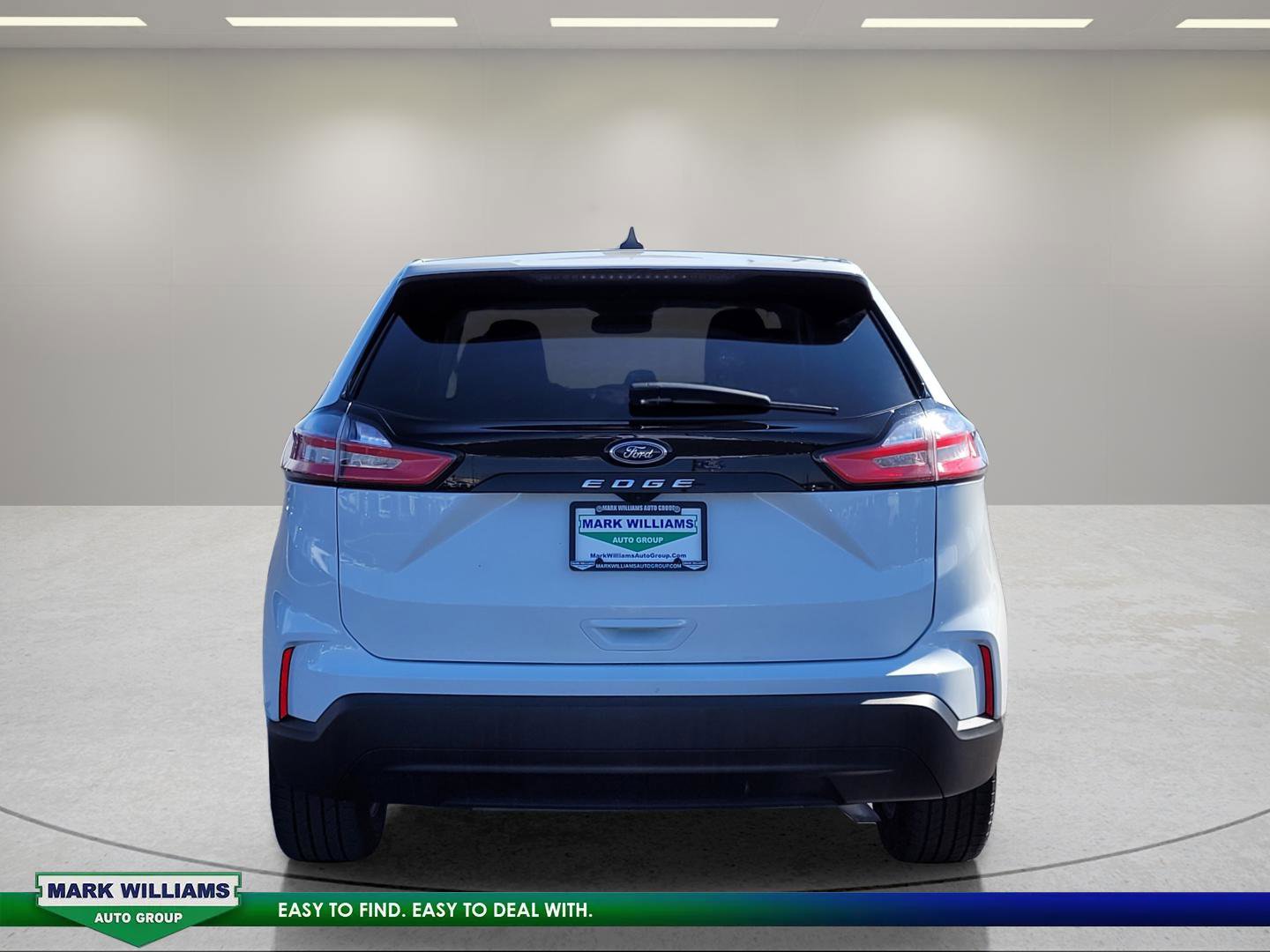 Certified 2024 Ford Edge SE w/ Cargo Accessory Package image 5