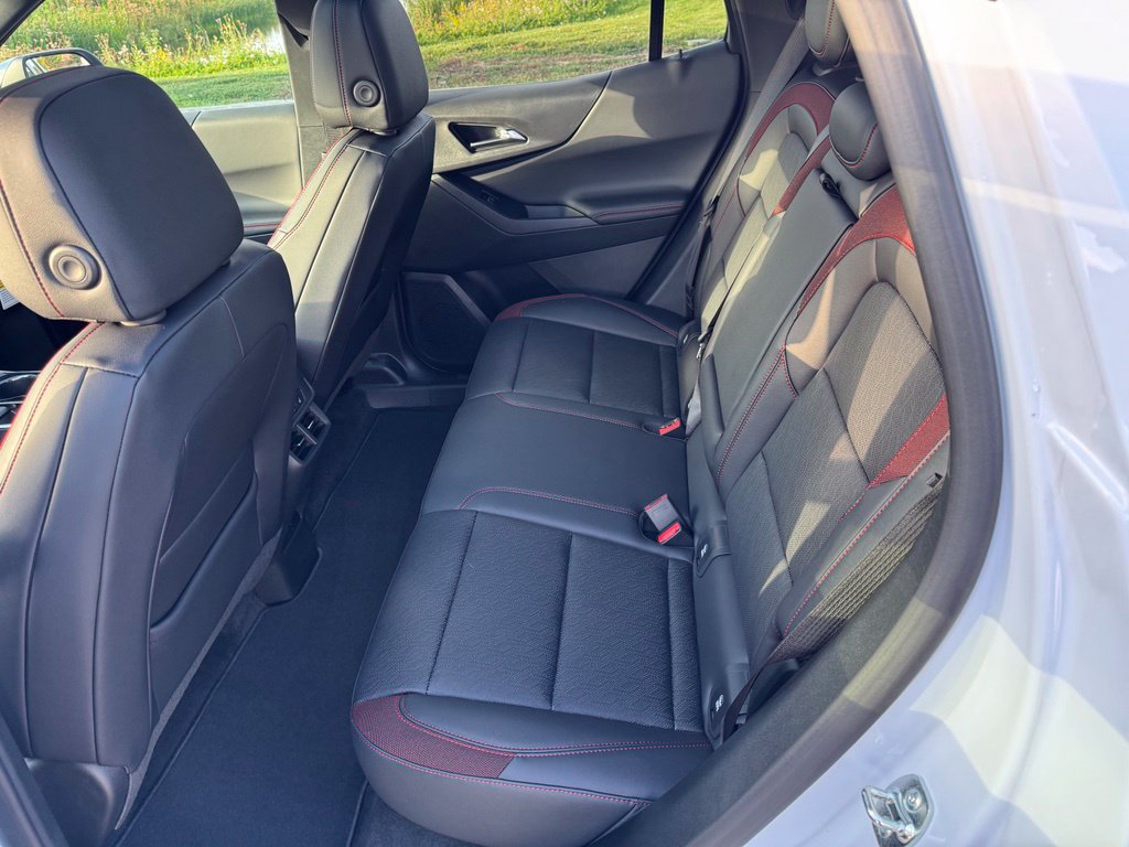 New 2027 Chevrolet Equinox RS w/ Safety and Technology Package AWD/4WD image 23