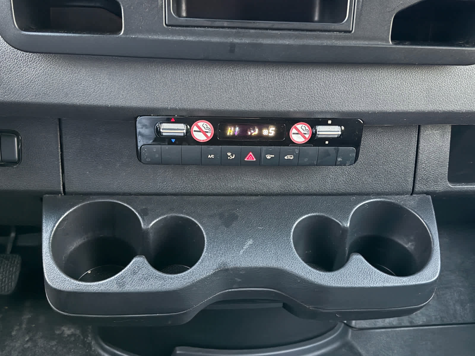 Used 2025 Mercedes-Benz Sprinter 2500 image 20