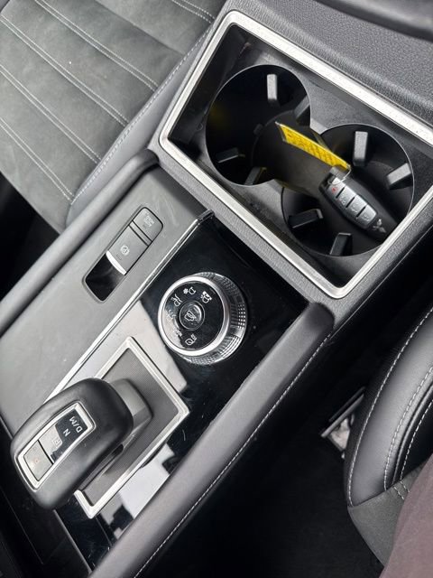 Used 2024 Mitsubishi Outlander SE AWD/4WD image 30