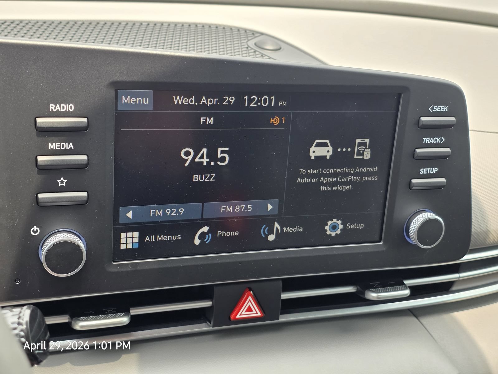 Used 2025 Hyundai Elantra Sport FWD image 19