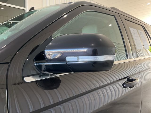 Used 2021 Ford Expedition XLT RWD image 3