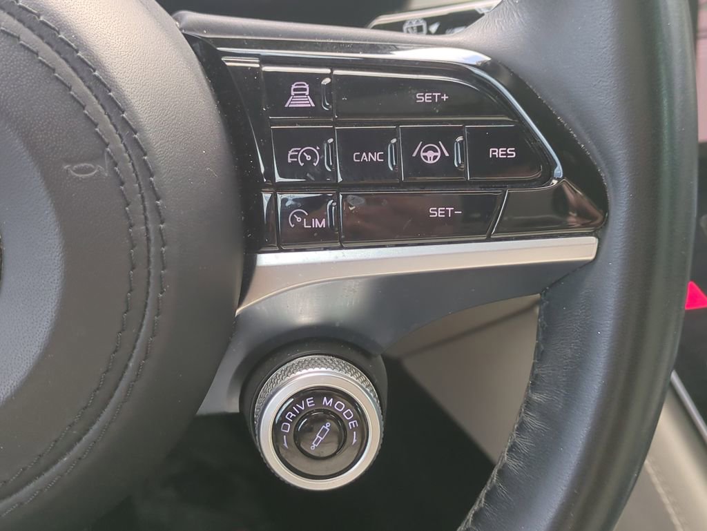 Used 2023 Maserati Grecale Modena AWD/4WD image 30