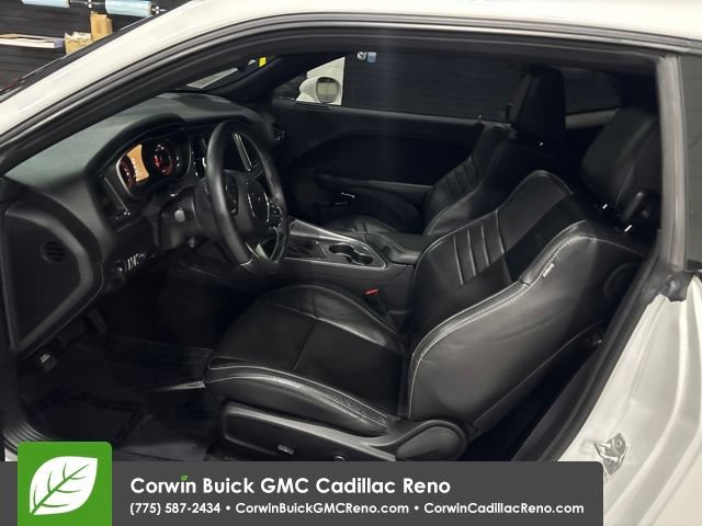 Used 2016 Dodge Challenger SRT Hellcat RWD image 13