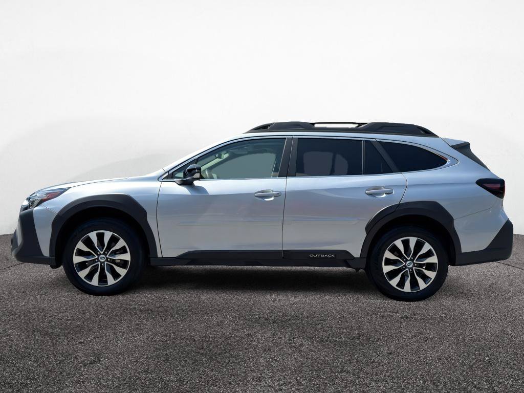 Certified 2025 Subaru Outback Limited AWD/4WD image 4