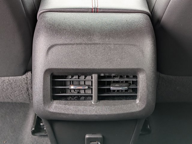 Used 2023 Chevrolet Equinox RS w/ RS Leather Package image 17