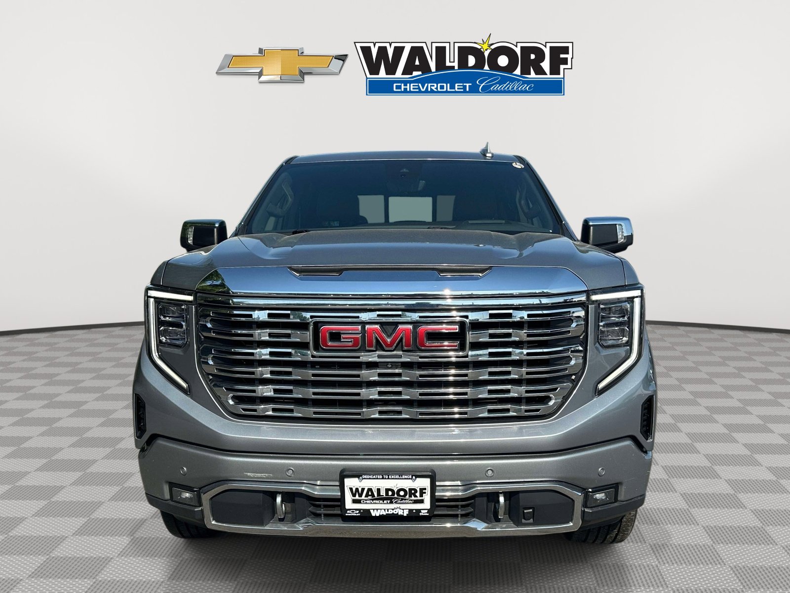 Used 2023 GMC Sierra 1500 Denali w/ Denali Reserve Package AWD/4WD image 2