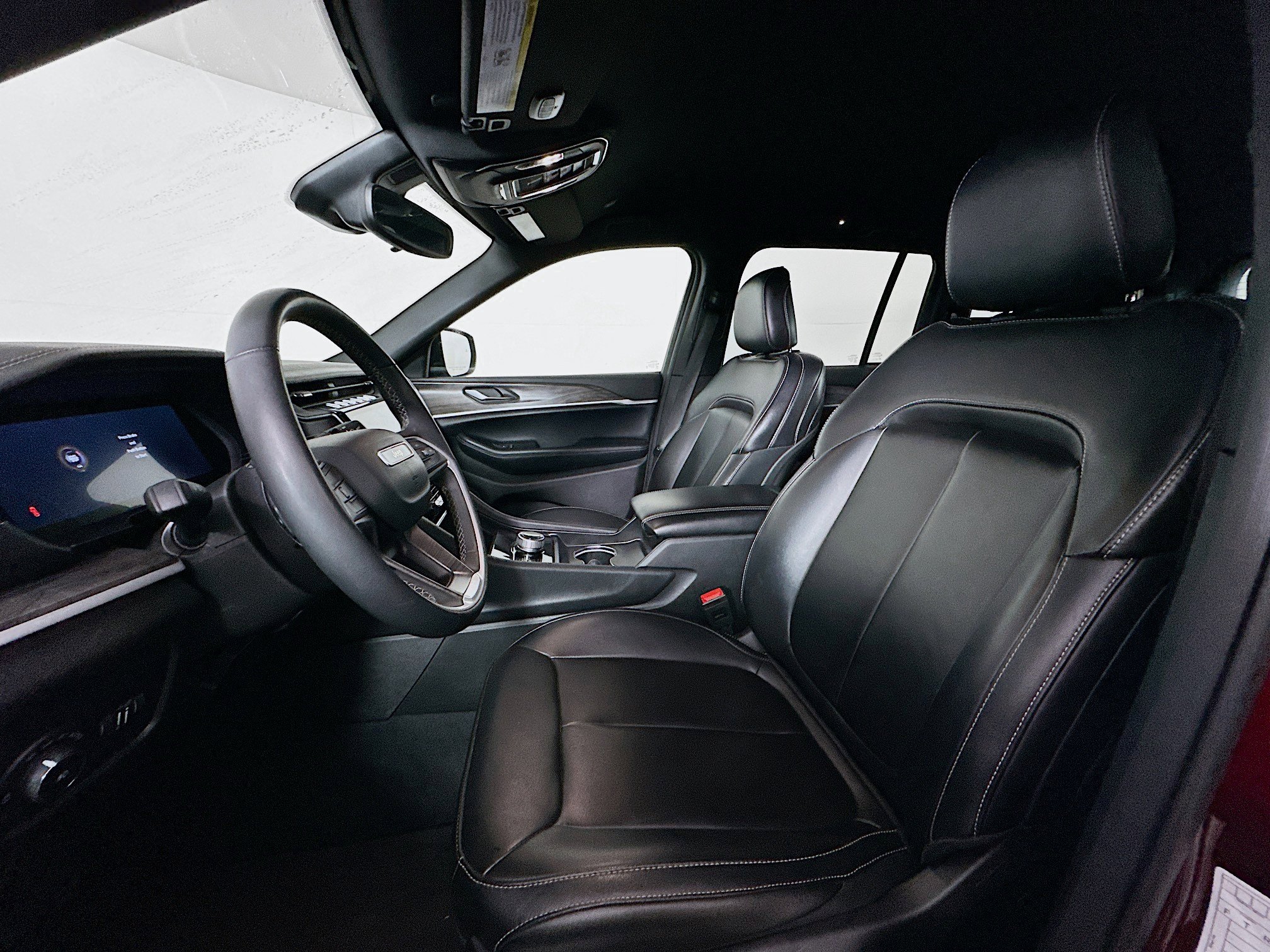 Used 2024 Jeep Grand Cherokee Limited image 13