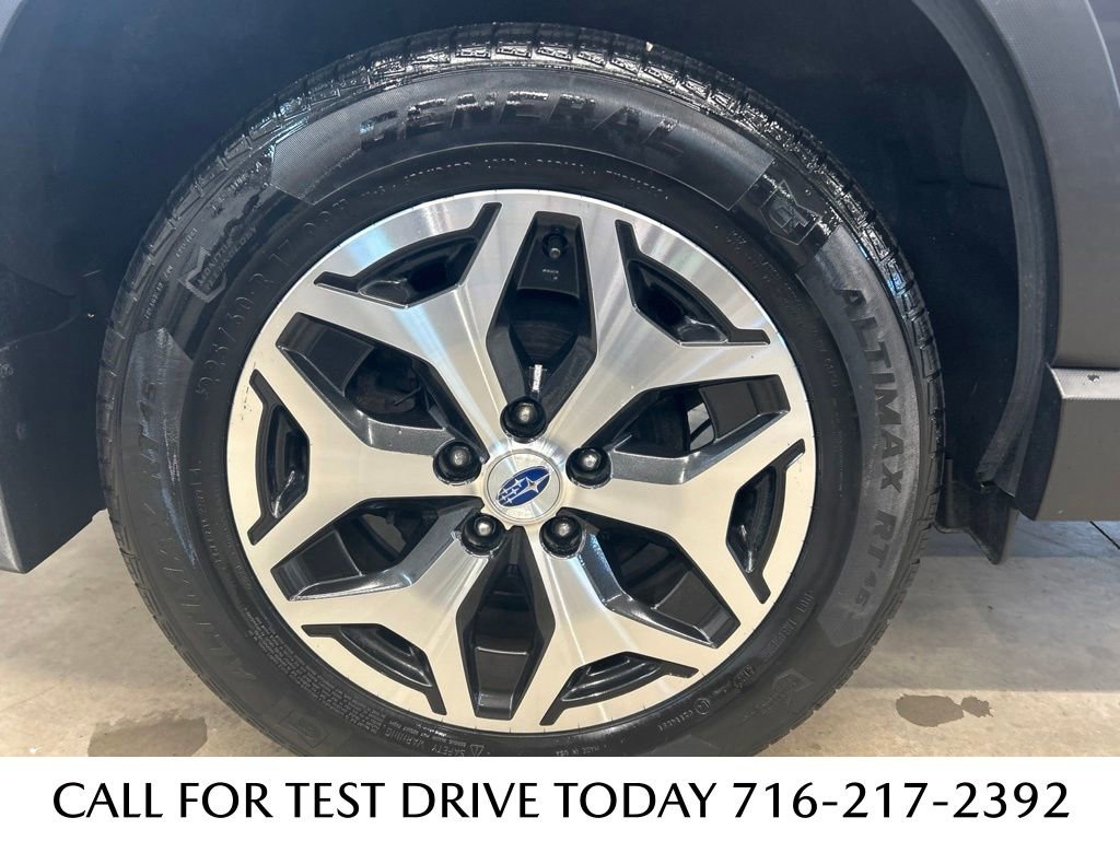 Used 2020 Subaru Forester Premium AWD/4WD image 21