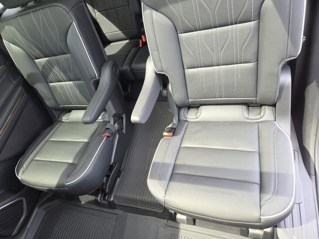 New 2026 Buick Enclave Avenir w/ Super Cruise Package FWD image 30