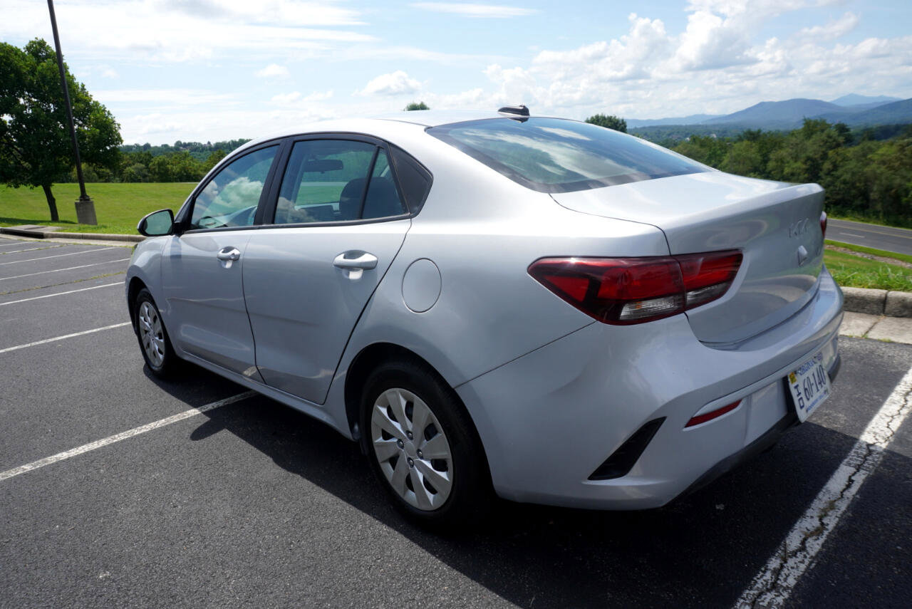 Used 2023 Kia Rio LX image 5