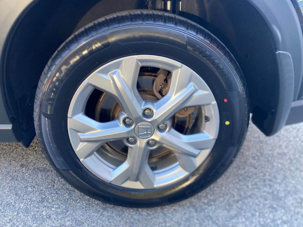 Used 2024 Honda HR-V LX image 11