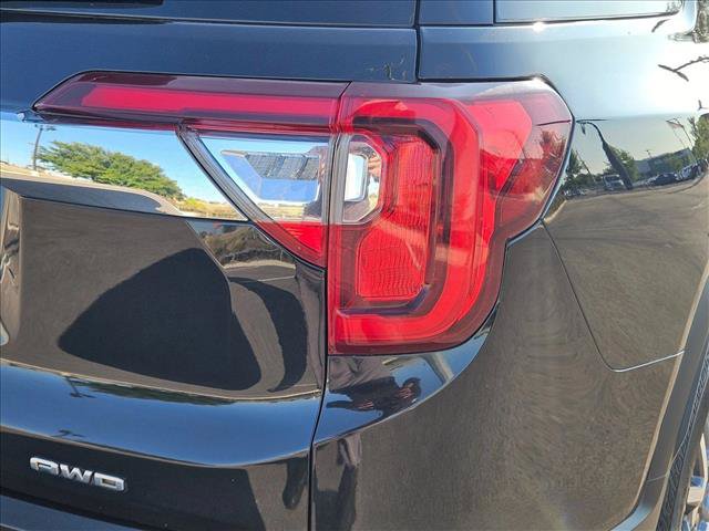 Used 2023 GMC Acadia SLT AWD/4WD image 6