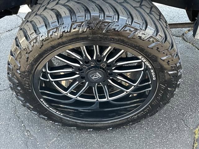 Used 2024 GMC Sierra 2500 Denali Ultimate AWD/4WD image 39