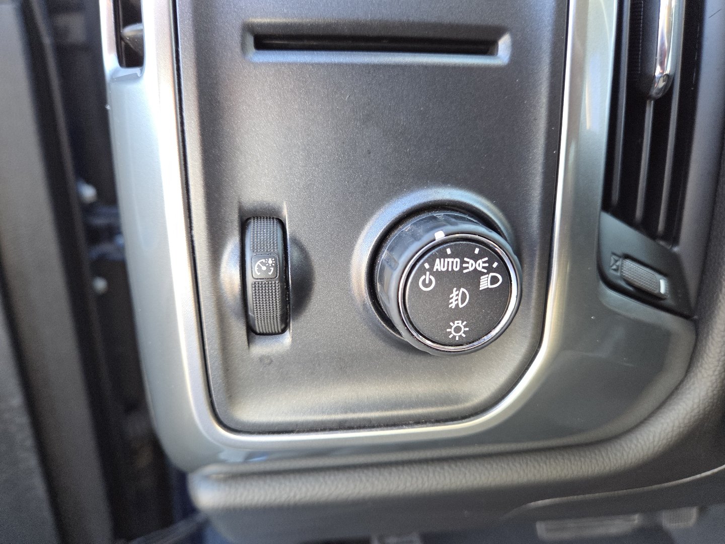 Used 2017 Chevrolet Silverado 1500 LT w/ All Star Edition RWD image 25