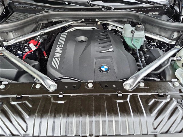 New 2027 BMW X5 xDrive50e w/ M Sport Package AWD/4WD image 16