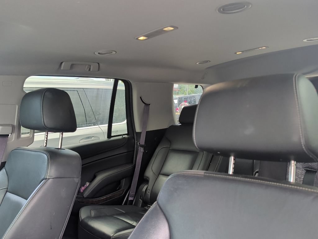 Used 2017 Chevrolet Tahoe LT w/ Luxury Package RWD image 7