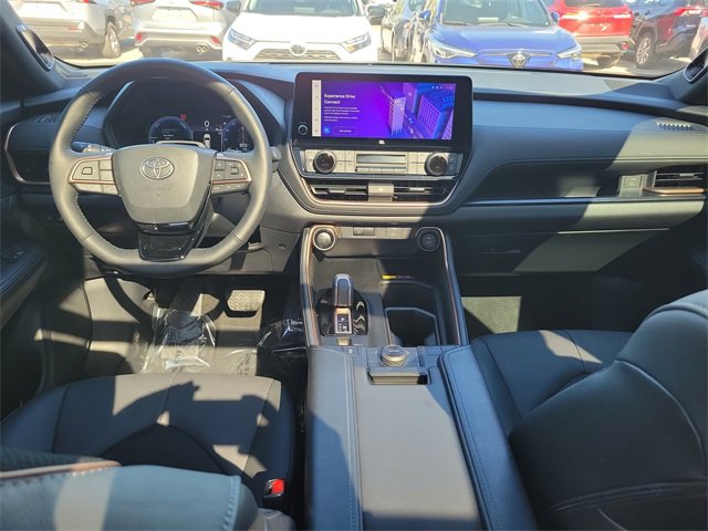 Used 2025 Toyota Grand Highlander AWD Hybrid image 7