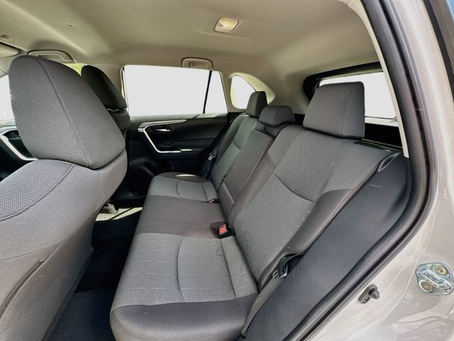 Used 2023 Toyota RAV4 XLE AWD/4WD image 22