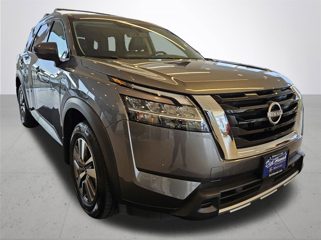Certified 2023 Nissan Pathfinder SL image 6