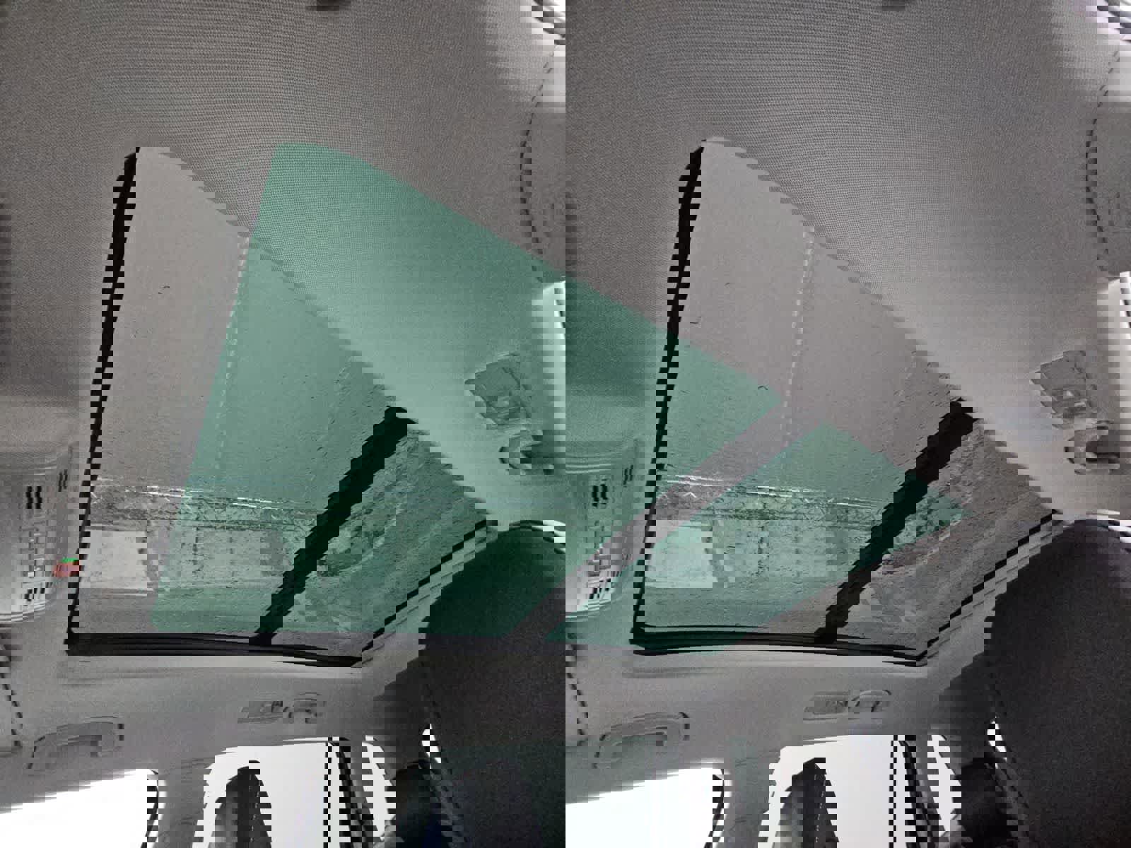 Certified 2024 Volkswagen Tiguan SE image 18