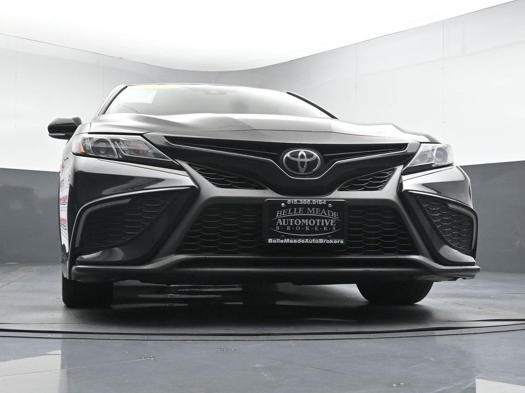 Used 2022 Toyota Camry SE FWD image 34