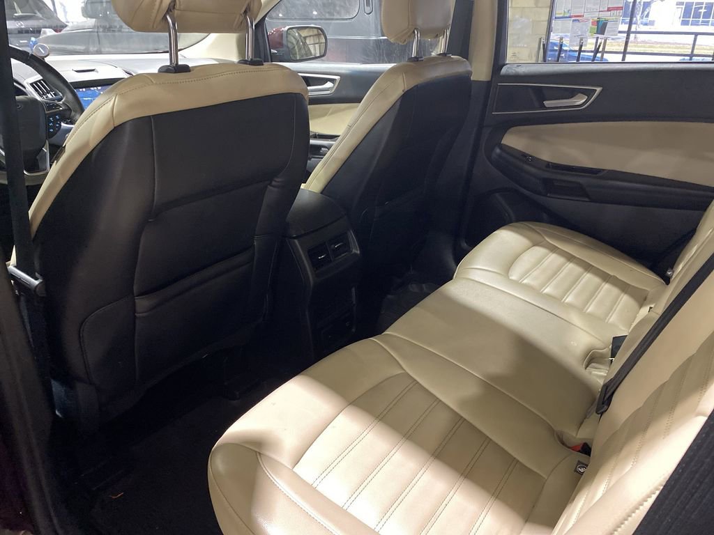 Used 2019 Ford Edge SEL w/ Equipment Group 201A image 5
