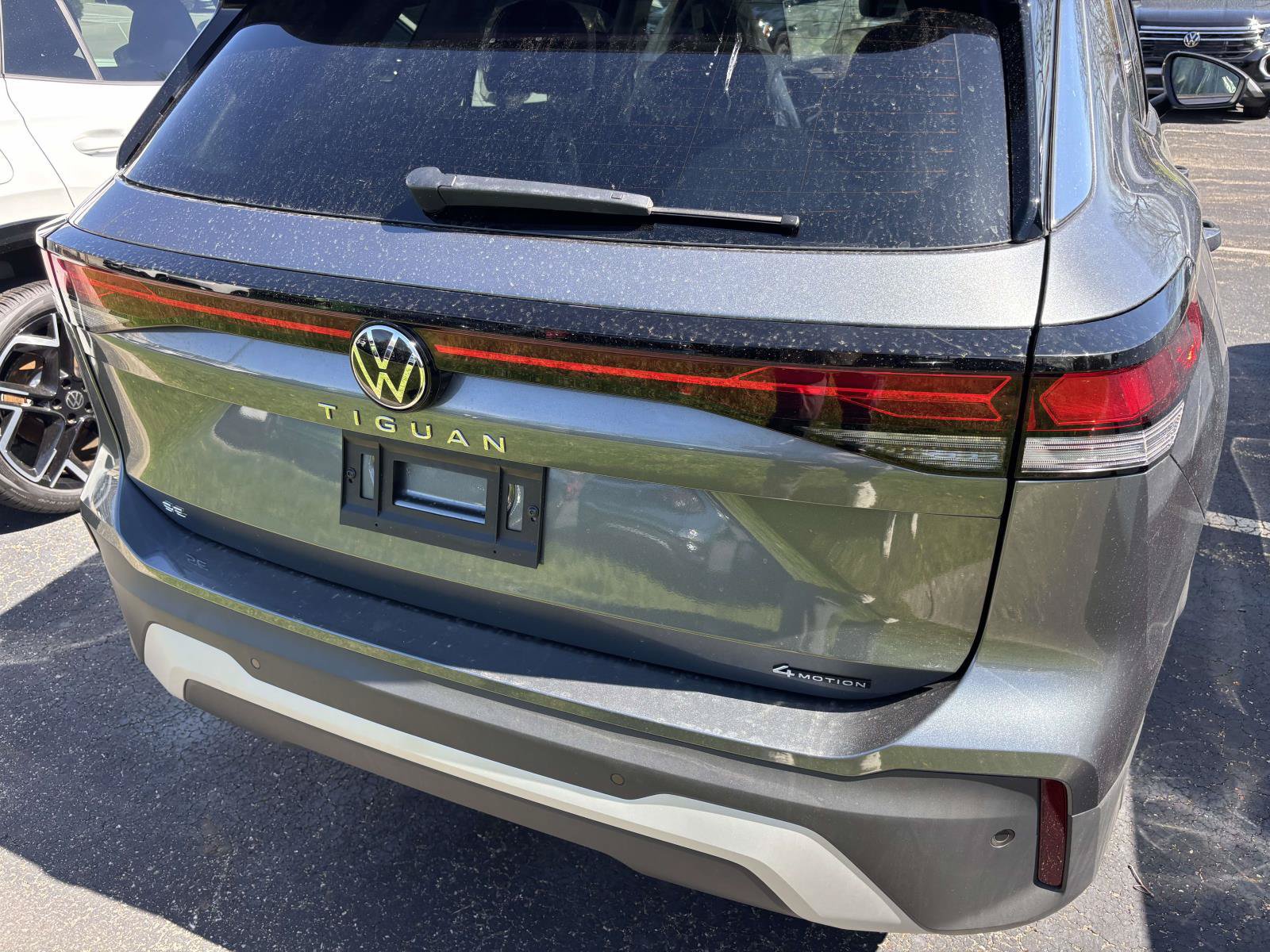 New 2026 Volkswagen Tiguan SE AWD/4WD image 11