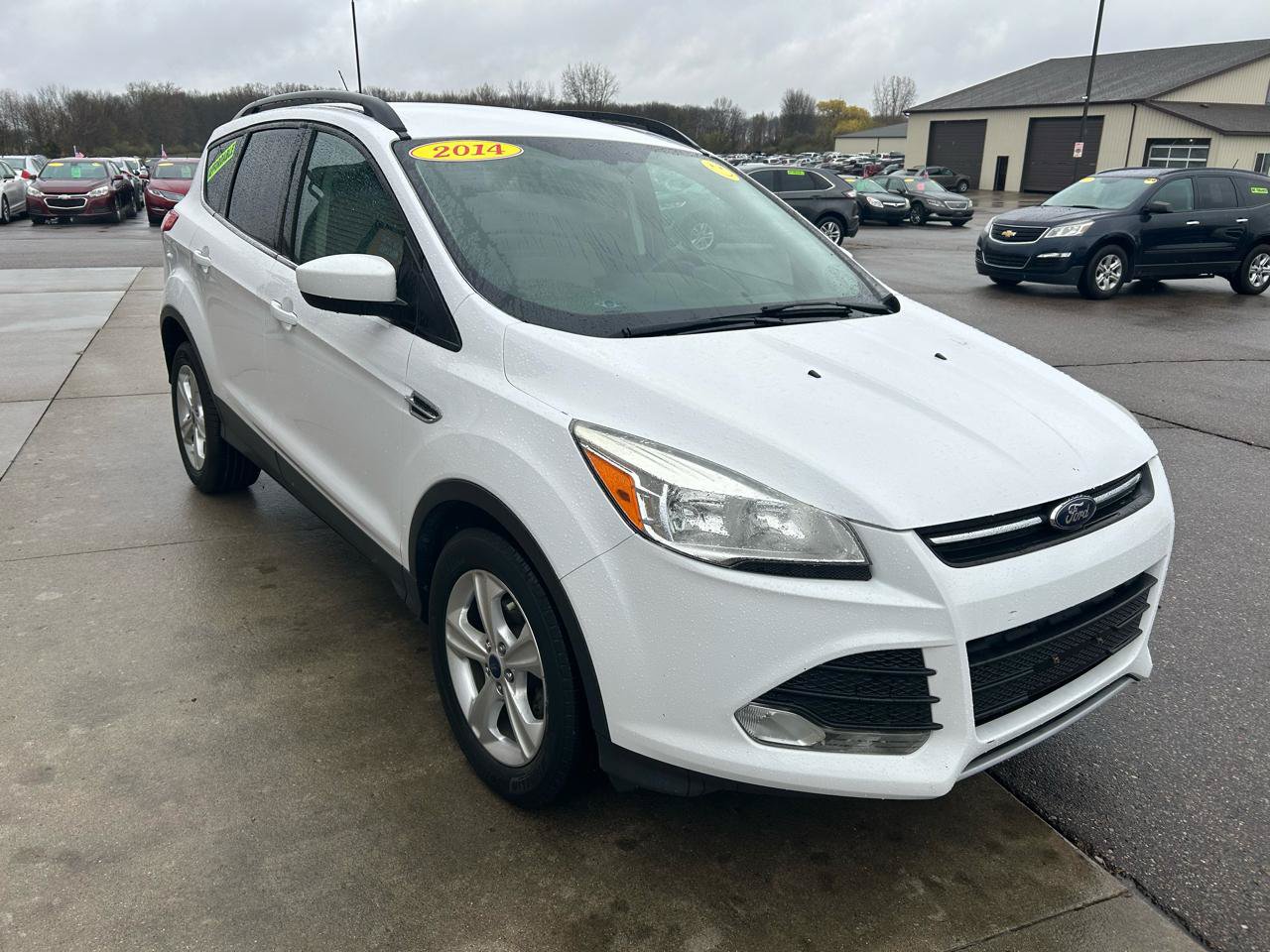 Used 2014 Ford Escape SE w/ Equipment Group 201A FWD image 3