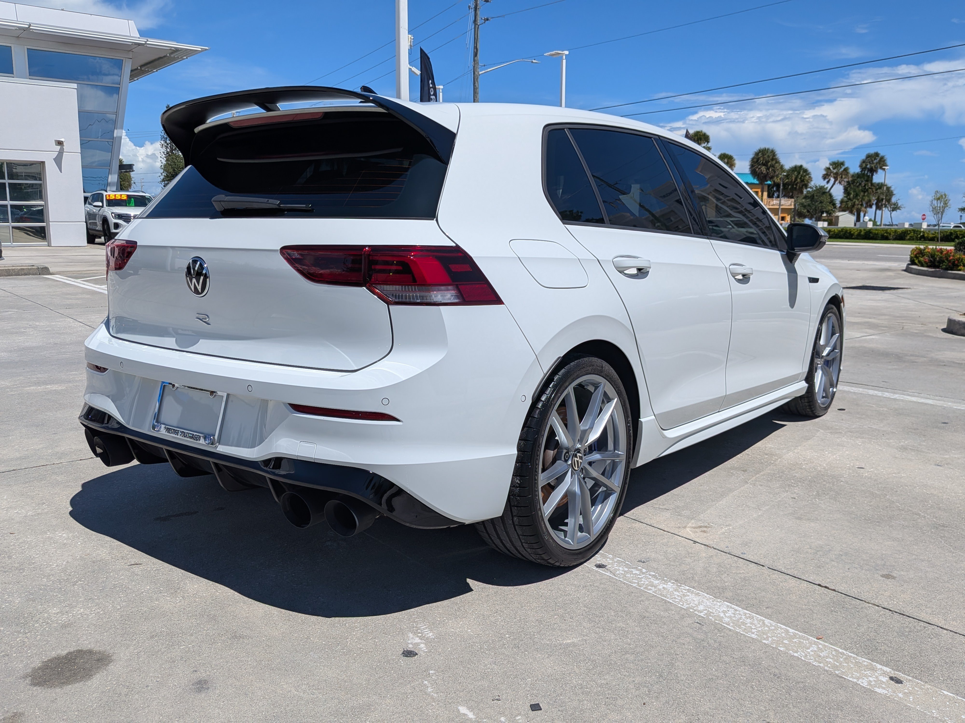 Certified 2024 Volkswagen Golf R AWD/4WD image 3