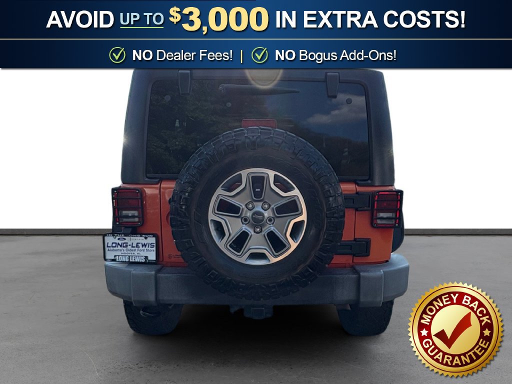 Used 2015 Jeep Wrangler Unlimited Rubicon w/ Connectivity Group AWD/4WD image 5