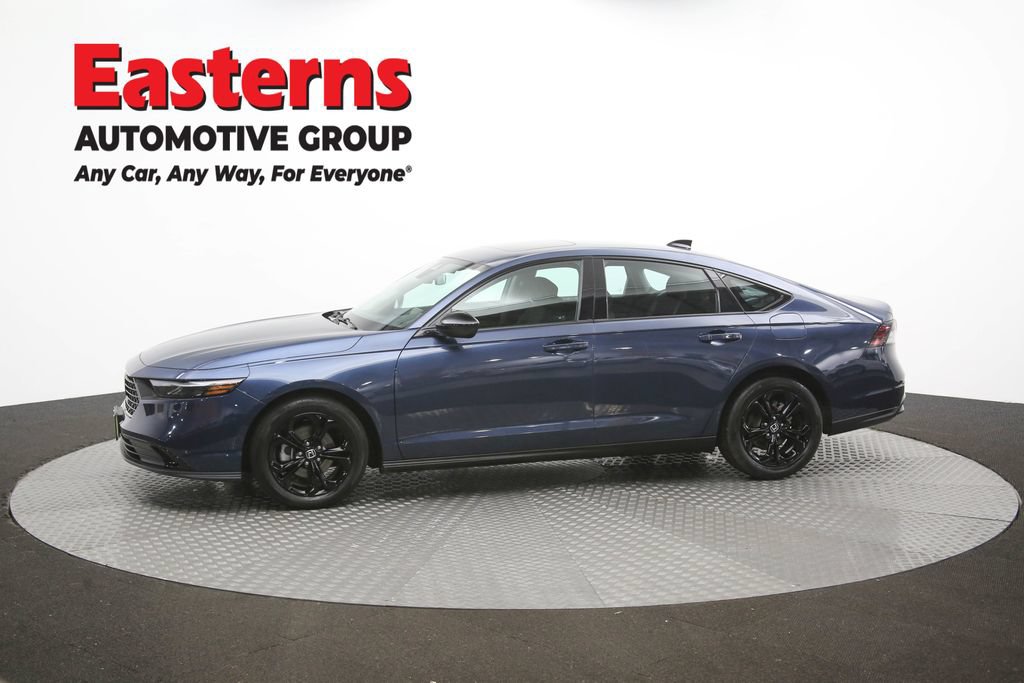 Used 2025 Honda Accord SE image 59