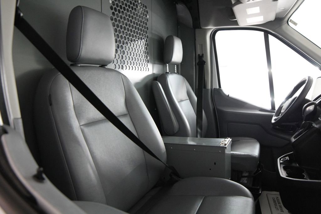 Used 2018 Ford Transit 350 148 Medium Roof RWD image 38