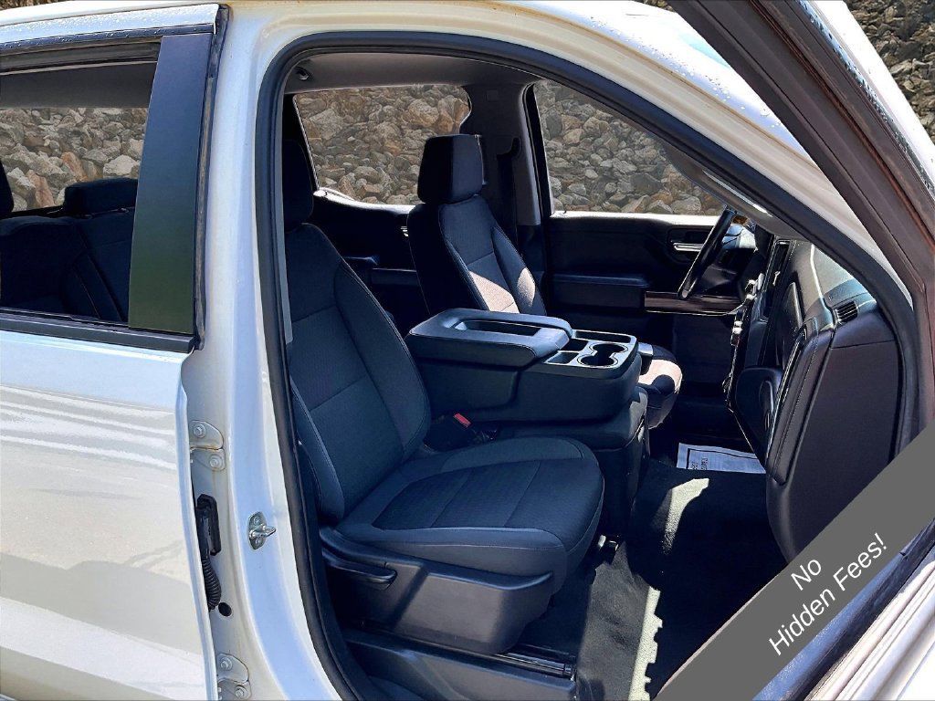 Used 2022 Chevrolet Silverado 1500 LT AWD/4WD image 7