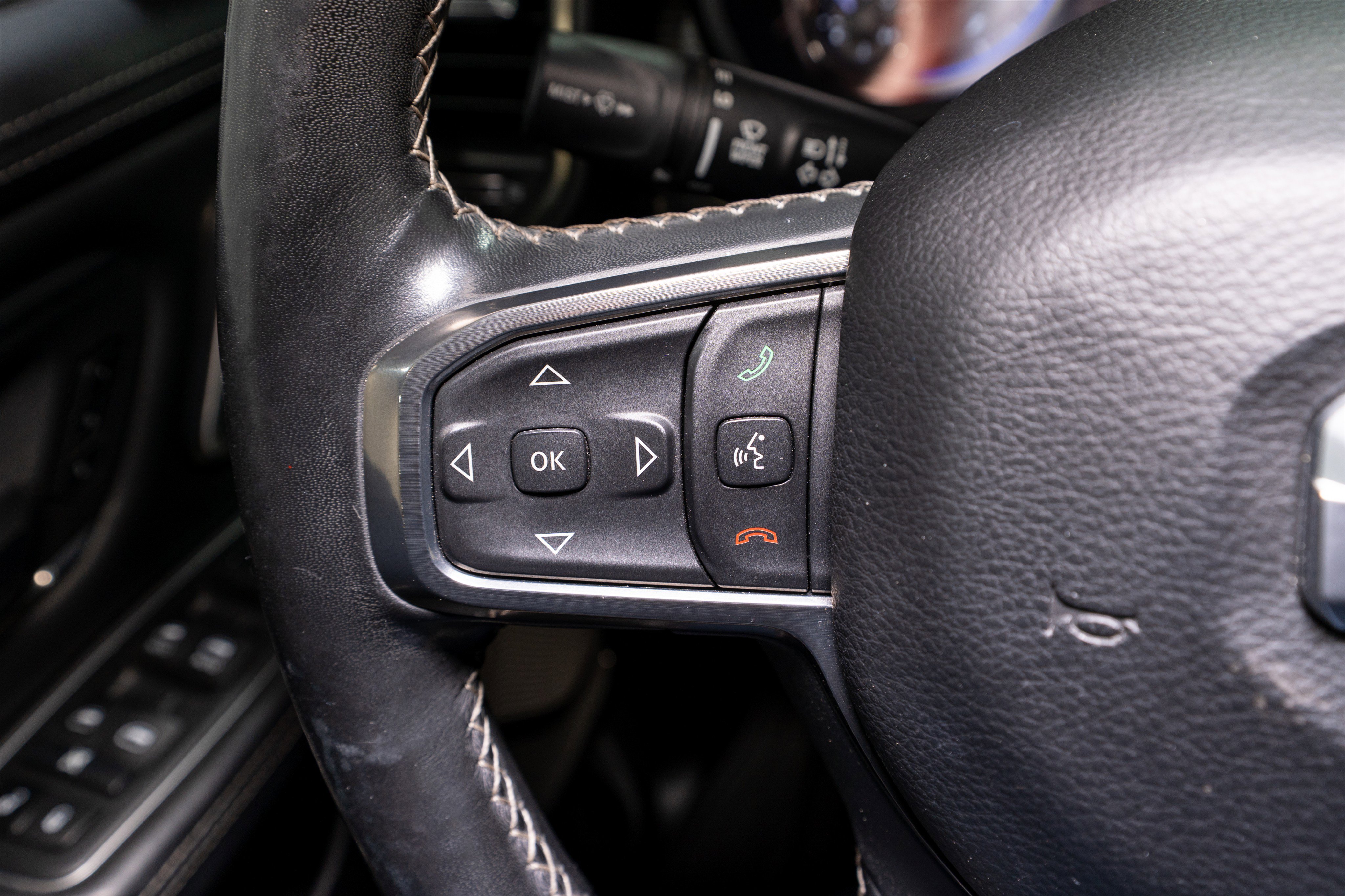 Used 2020 RAM 1500 Limited AWD/4WD image 32