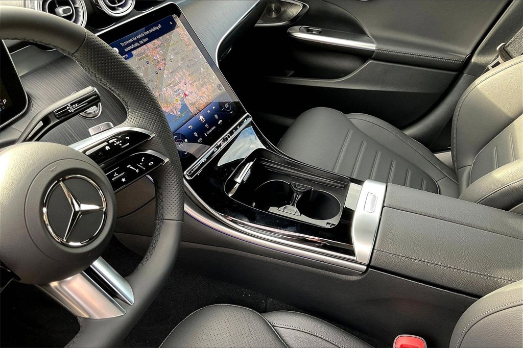 New 2026 Mercedes-Benz C 300 4MATIC Sedan image 8