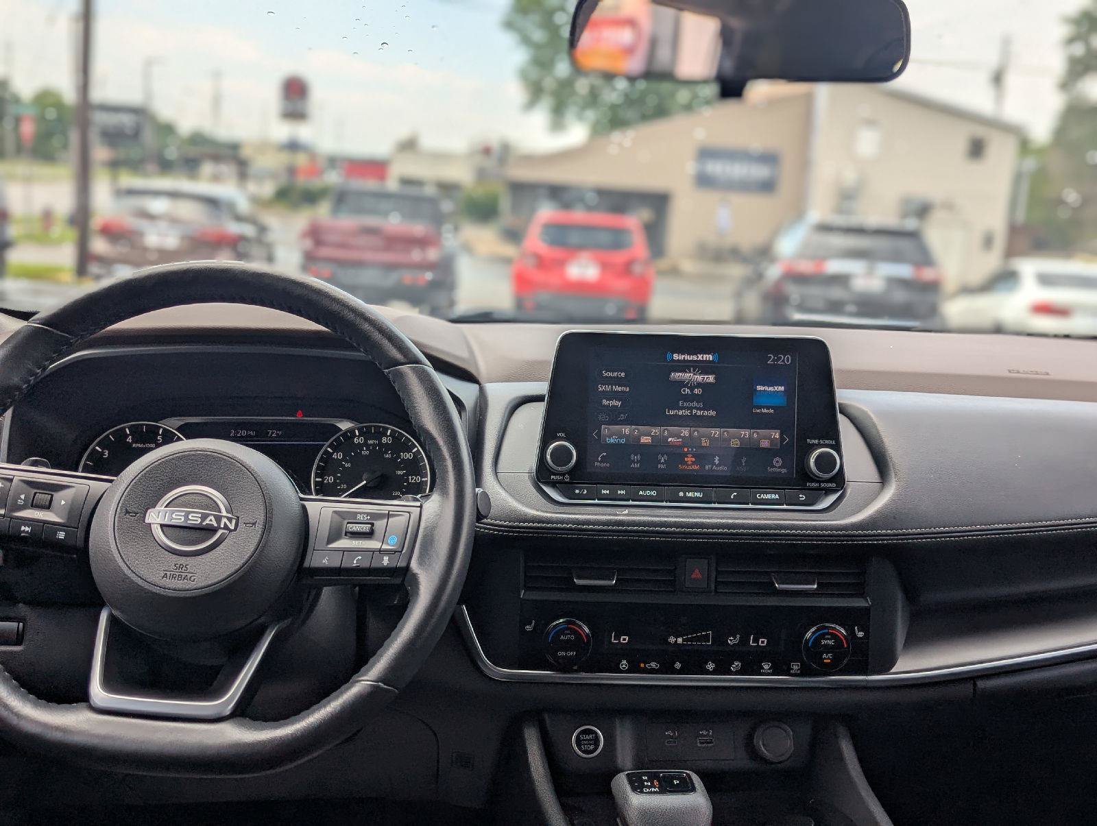 Used 2023 Nissan Rogue SV w/ SV Premium B Package AWD/4WD image 16