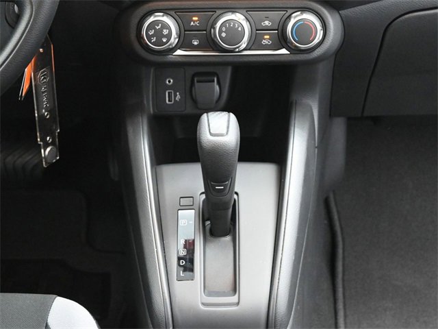 Used 2025 Nissan Versa S w/ Trunk Package image 28