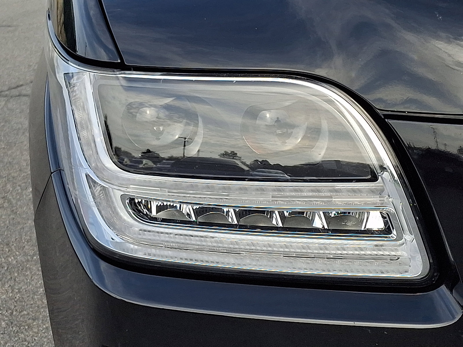 Used 2019 Lincoln Navigator Reserve w/ Cargo Package image 9