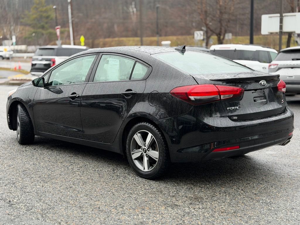 Used 2018 Kia Forte S image 3