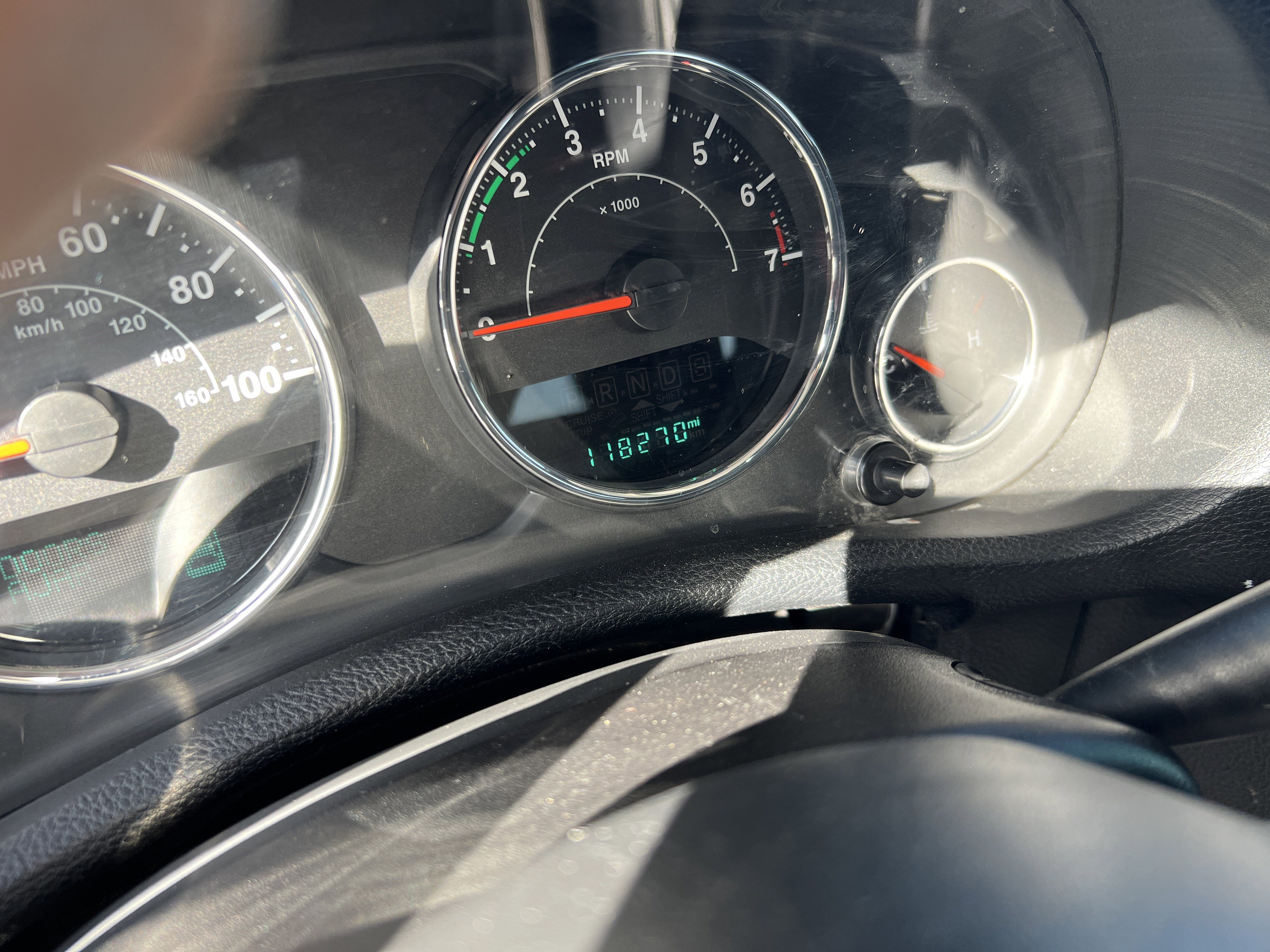 Used 2015 Jeep Wrangler Unlimited Rubicon w/ Connectivity Group AWD/4WD image 21