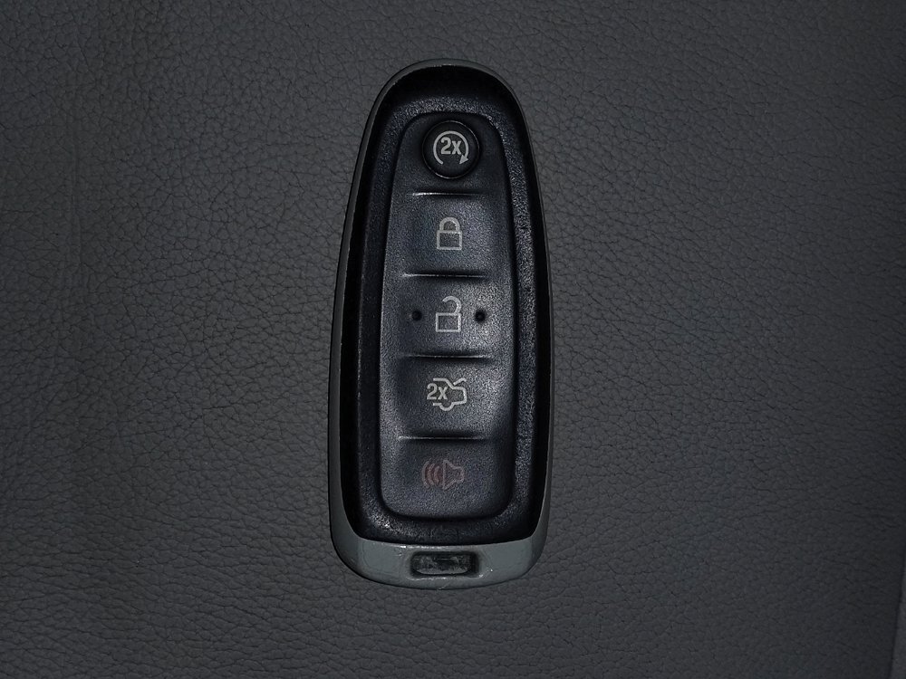 Used 2014 Ford Escape Titanium w/ Equipment Group 401A image 32